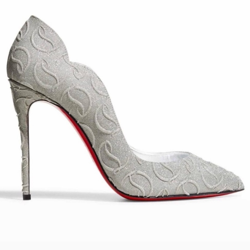 🌺 Authentic CHRISTIAN LOUBOUTIN 👠🌺Hot Chick Logo Silver Pumps  Size 7.5